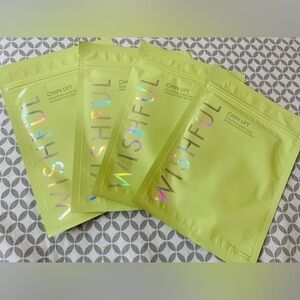 HUDA BEAUTY CHIN LIFT SHEET MASK -
NEW PACK  OF 4